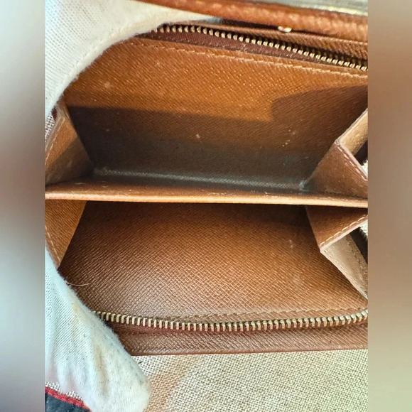 Louis Vuitton Monogram Porte Monnaie Billets Tresor Bifold Wallet - Picture 10 of 15